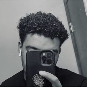 Meet your Posher, Corey